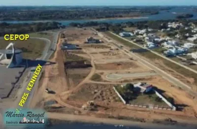 Terreno à venda no Parque Califórnia, Campos dos Goytacazes 