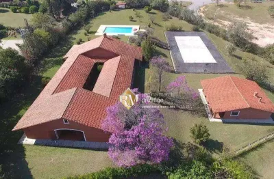 Linda casa com 7 suítes disponível para venda no condomínio city castelo em itu/sp!!