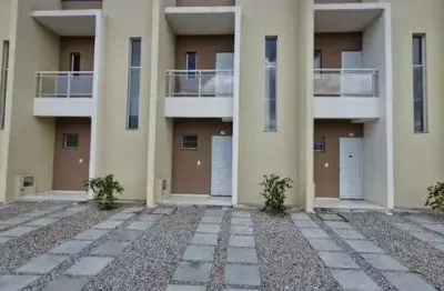 Casa para Locação em Fortaleza, Prefeito José Walter, 2 dormitórios, 1 suíte, 1 banheiro, 2 vagas