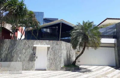 Casa à venda com 575 m² de terreno e 354 m² de área construída  por 2.600.000,00