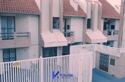 Casa com 3 quartos à venda na Rua Jacarezinho, 458, Caiobá, Matinhos