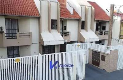 Casa com 3 quartos à venda na Rua Jacarezinho, 458, Caiobá, Matinhos