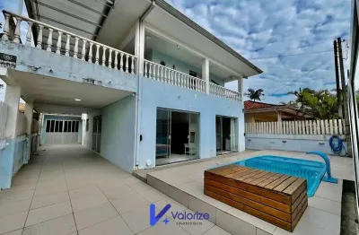 Casa com 4 quartos à venda na Avenida Monteiro Lobato, 185, Balneário Itapuã, Pontal do Paraná