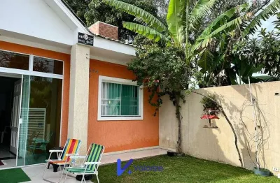 Casa com 2 quartos à venda na Avenida Paranaguá, 200, Balneário Gaivotas, Matinhos