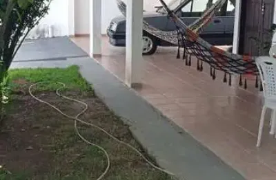 Casa com três quartos, piscina,   cond. jardim petrópolis ii, santa amélia