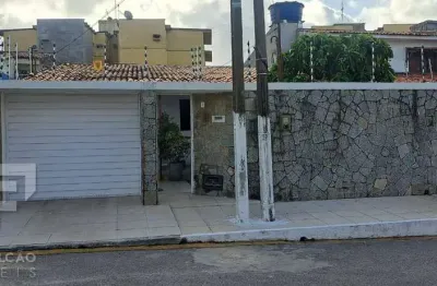 Casa com 3 quartos à venda na Avenida Governador Lamenha Filho, Feitosa, Maceió