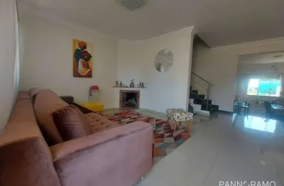 Sobrado tripex 3 quartos com suíte à venda no bairro alto em curitiba/pr
