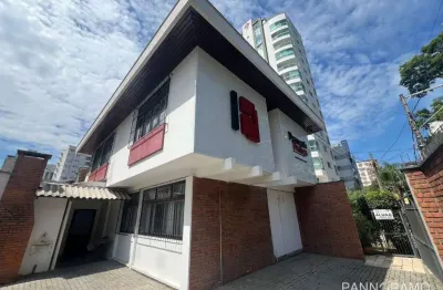 Casa para alugar, 230 m² por r$ 7.985,00/mês - victor konder - blumenau/sc