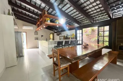 Casa com 4 dormitórios à venda, 381 m² por r$ 2.500.000,00 - salto weissbach - blumenau/sc