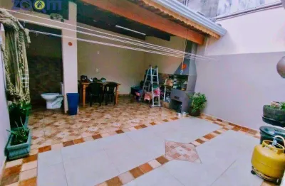 Casa térrea totalmente reformada à venda no centro de jundiaí
