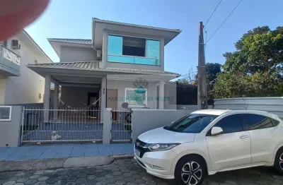 Casa com 3 quartos à venda no Ingleses do Rio Vermelho, Florianópolis 