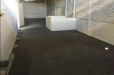 Alugo galpão comercial – 1.200m² | mezanino | subsolo com câmara frigorífica | adrianópolis