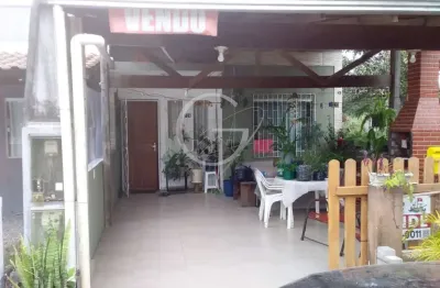Residência com 02 quartos próximo ao mar no balneário leblon