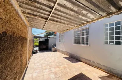 Casa plana com 2 quartos, lote amplo e garagem – piratininga bh - ca3506