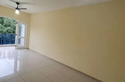 Apartamento para locacao anual proximo a praia das asturias – amplo e bem localizado!