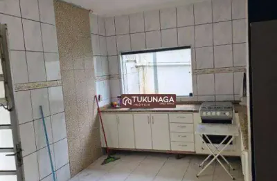 Sobrado com 3 quartos para alugar, 200 m² por R$ 3.650/mês - Jardim Dourado - Guarulhos/SP