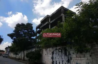 Área de 2700  entre os bairros da vila rosália e vila galvão.,