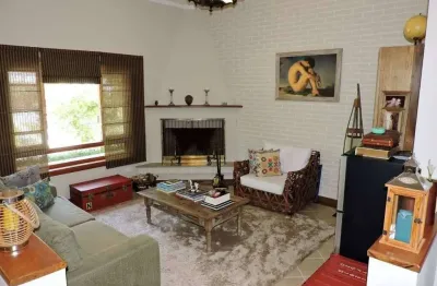 Casa para vender com 4 quartos 2 suítes no bairro altos de são fernando em jandira