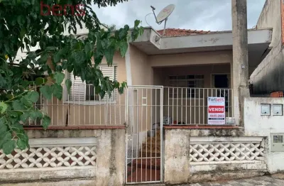 Casa para vender com 4 quartos no bairro região central em caieiras