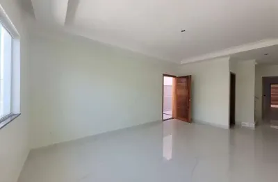 Lindo sobrado novo para venda no jardim guapira, excelente localização, próximo ao clube de campo guapira, 3 suítes e 2 vagas