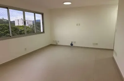 Apartamento residencial para Locação no Tucuruvi, local privilegiado, em avenida, próximo ao Trimais, 3 dorms (1 suíte), 2 vagas e lazer.