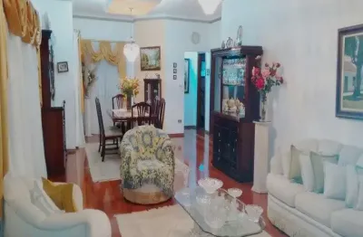 Casa térrea para venda no horto florestal, excelente localização, ao lado da avenida nova cantareira, 5 suítes e 4 vagas de garagem.