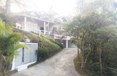 Casa em condomínio residencial para venda na serra da cantareira, mairiporã. térreo: 10 vagas de garagem