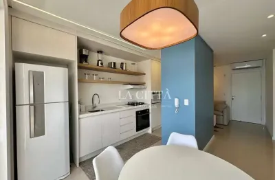 Apartamento mobiliado com 1 suíte + 1 dormitório no bairro morretes em itapema/sc