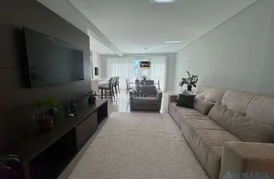 Aconchegante apartamento completo com 03 dormitórios sendo 02 suítes 02 vagas de garagem para locação no centro de bc
