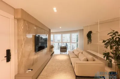 Luxuoso apartamento mobiliado e equipado com 03 suítes no centro de balneário camboriú