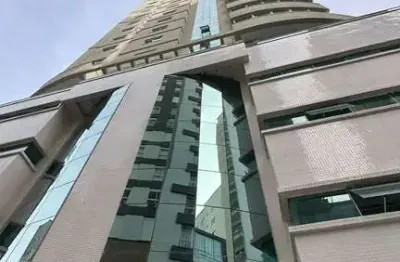 Otimo apartamento de 3 dormitorios, sendo 3 suite, 2 vagas de gararem privativa