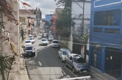 Centro - santo antonio alem do carmo, casa duplex, sendo 5/5 três suítes, varanda, vista para rua!