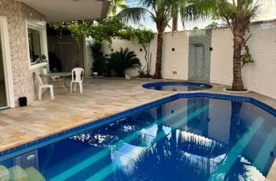Casa com 4 quartos para alugar na Enseada, Guarujá 