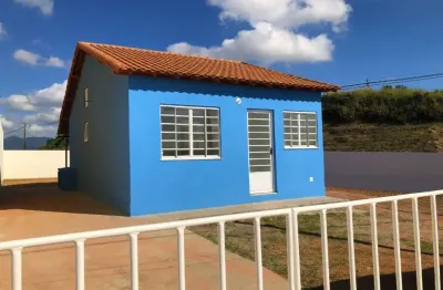 Casa com 2 quartos à venda na Rua Pólux, Boa Esperança, Belford Roxo