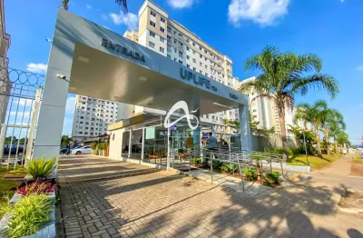 Apartamento com 2 quartos para alugar na Rua Reinaldo Stocco, 174, Pinheirinho, Curitiba