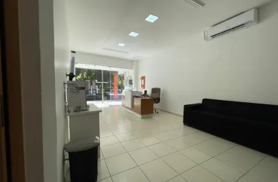 Casa comercial com 8 salas para alugar na Rua dos Mundurucus, 1812, Batista Campos, Belém