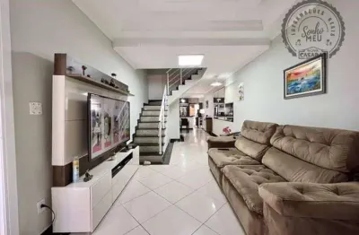 Casa com 3 quartos à venda na Avenida São Pedro, Aviação, Praia Grande
