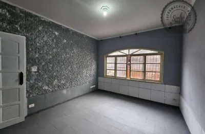 Casa com 2 quartos para alugar na Rua Fernão Dias, Aviação, Praia Grande
