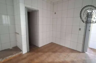 Casa com 2 quartos à venda na Rua Quinze de Novembro, Vila Mirim, Praia Grande