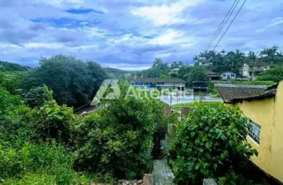 Terreno à venda na Rua Joana D'Arc, Nova Brasília, Joinville