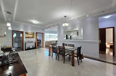 Casa com 3 dormitórios para alugar, 180 m² por R$ 7.040,00/mês - Cocaia - Guarulhos/SP