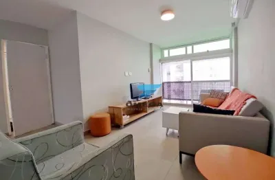 Perto da praia - apartamento reformado com 3 quartos - 1 vaga - praia das pitangueiras, guarujá.