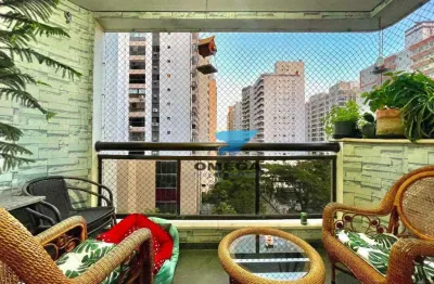 Apartamento com 3 dormitórios, suíte, varanda e duas vagas à venda na praia das pitangueiras - guarujá/sp