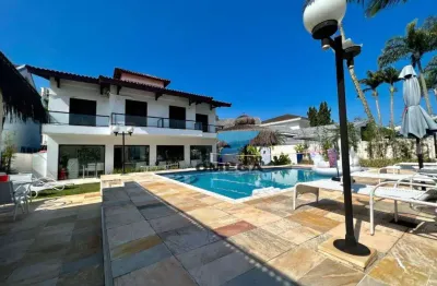 Casa reformada à venda no jardim acapulco em guarujá