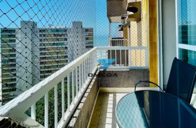 Apartamento com 2 dormitórios, 1 suíte, sacada, vista mar à venda na praia das pitangueiras - guarujá/sp