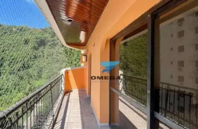 Apartamento com vista mar à venda pertinho do mar na praia das pitangueiras com piscina e churrasqueira