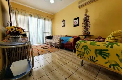 Apartamento com sacada na praia das astúrias à venda no guarujá. confortável, claro e arejado com ótima distribuição. confira!