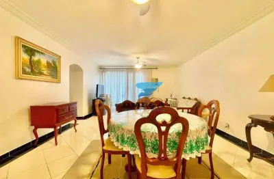 Amplo apartamento com sacada, 3 dormitórios 3 suítes à venda na praia das pitangueiras - guarujá/sp
