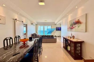 Apartamento reformado frente mar à venda na praia das pitangueiras no guarujá i omega imoveis