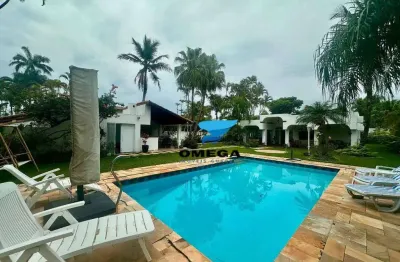 Casa à venda em condomínio jardim acapulco no guarujá | omega imóveis